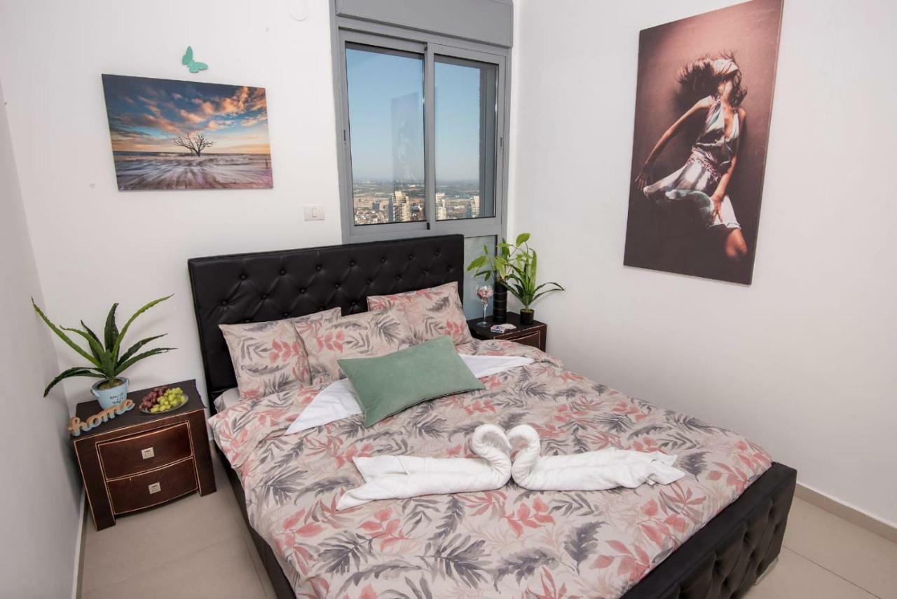 35Th Floor 4 Rooms On The Sea Bat Yam Exterior foto
